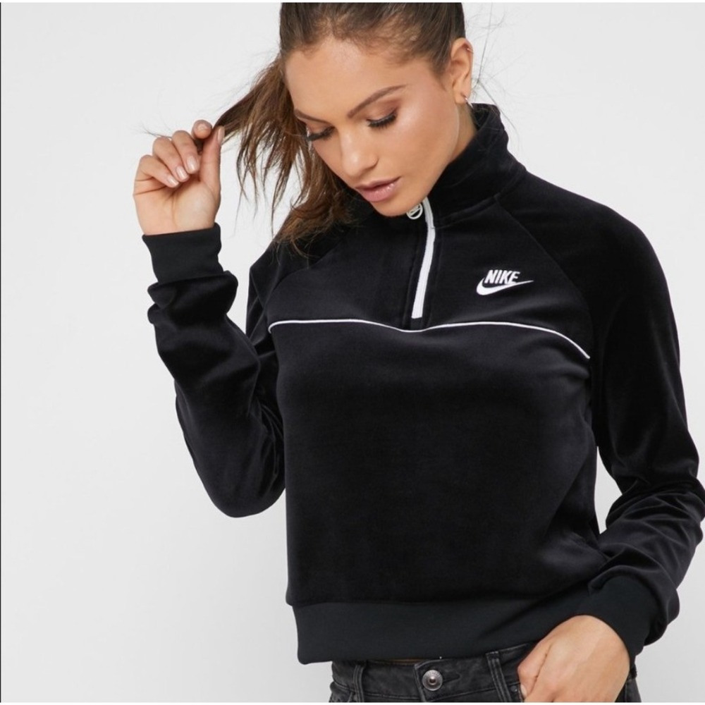 Nike Velour Half-Zip Sweatshirt Retro Athleisure Athletic Sporty Black‎ Large
